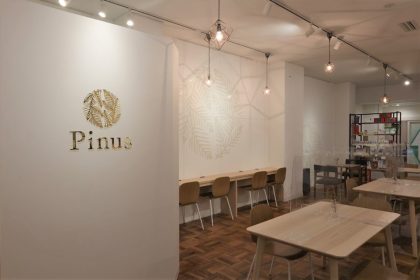 「Pinusカフェ」さんが店内を改装。子育て世代に嬉しい授乳室を新設し、さらに幅広い世代の方に、利用しやすく心地よい空間を目指されています。