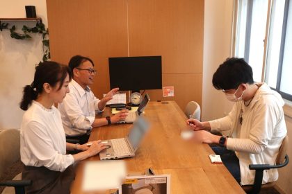 昭和8年創業、地域に愛されるおでん居酒屋「ふくろ」さん。出汁染みおでんで乾杯して、ほっこり温まる夜を。