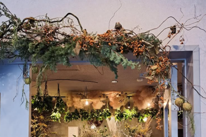 実店舗オープン5周年を迎えたサンカさん。春の贈り物から、大切な花束をかたちに残したいときまで寄り添ってくれます。